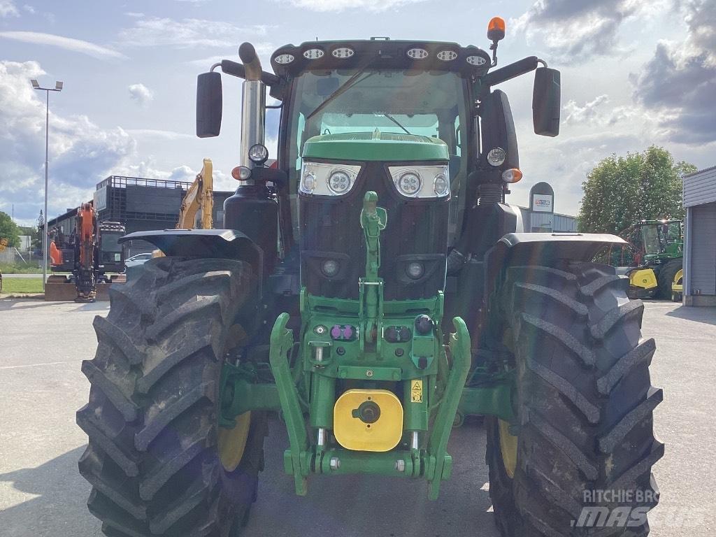 John Deere 6250 R Tractoren