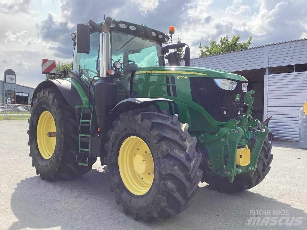 John Deere 6250 R Tractoren