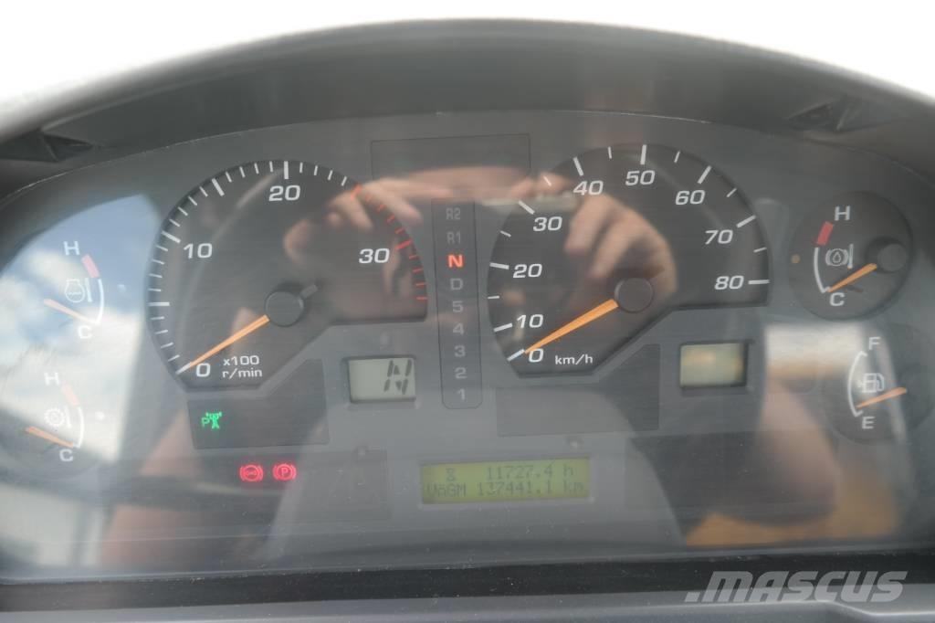 Komatsu HM 300-2 Knik dumptrucks