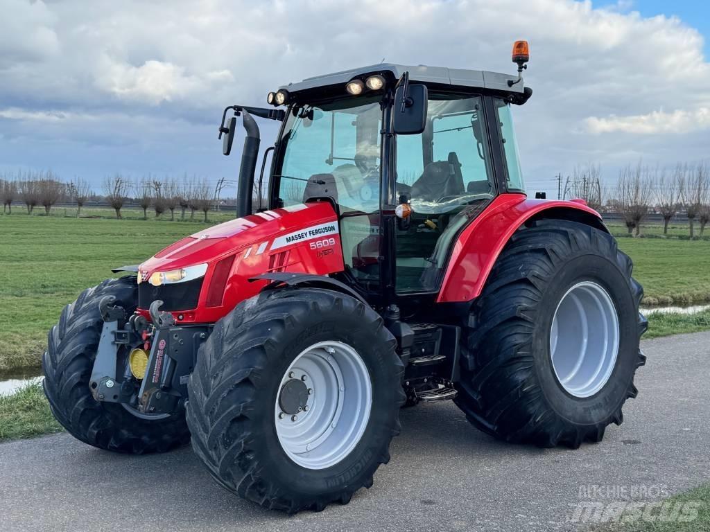 Massey Ferguson 5609 Tractoren