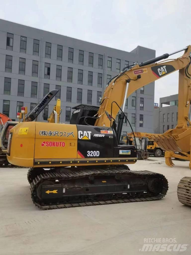 CAT 320 D Rupsgraafmachines