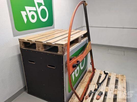 JLG 307 door Cabine en interieur