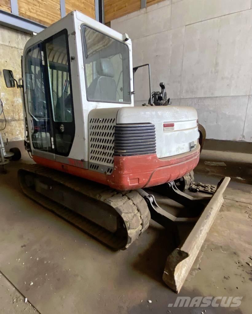 Takeuchi TB175 CV Midigraafmachines 7t - 12t