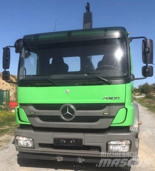 Mercedes-Benz 1829 Containertrucks met kabelsysteem