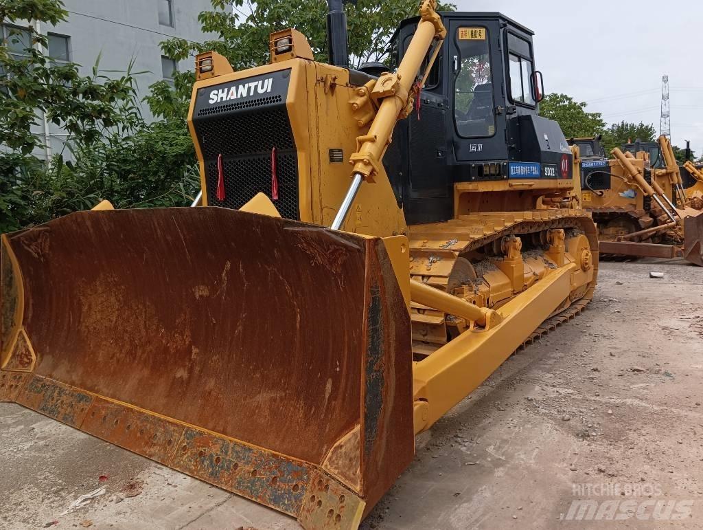 Shantui SD 32 Rupsdozers