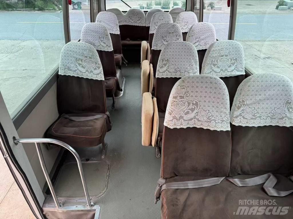 Toyota Coaster Minibussen