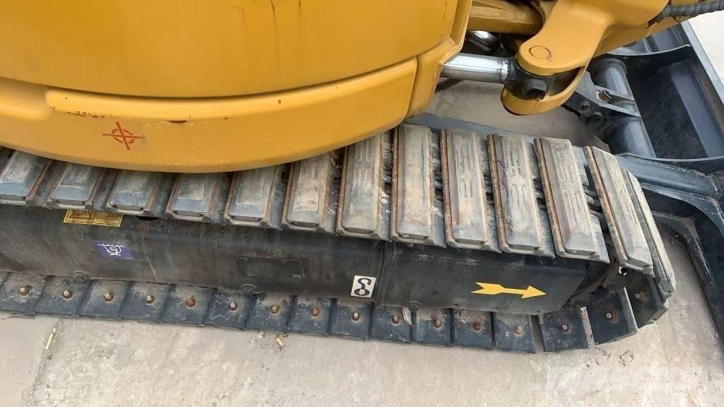 CAT 303 Rupsgraafmachines