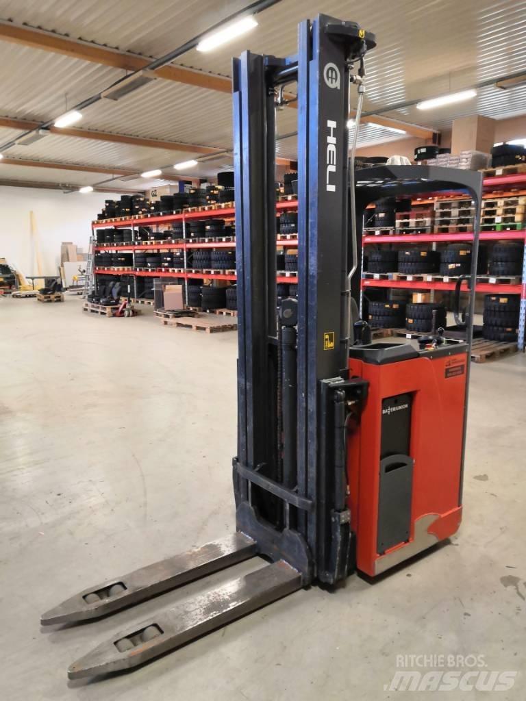 Abeko SW1600TTFYIS Zelfrijdende stapelaars