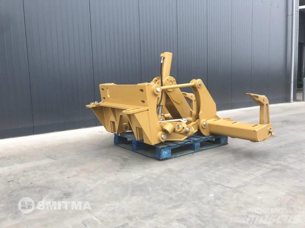 CAT 130G Wegopbrekers