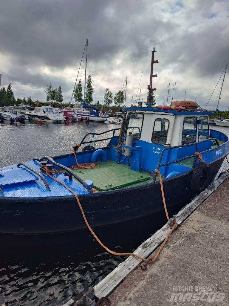  Hinaaja Putte Werkboten en pontons