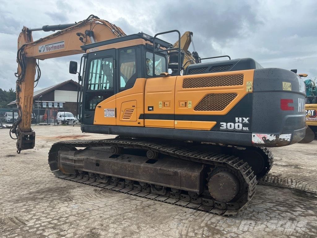 Hyundai HX 300 NL Rupsgraafmachines