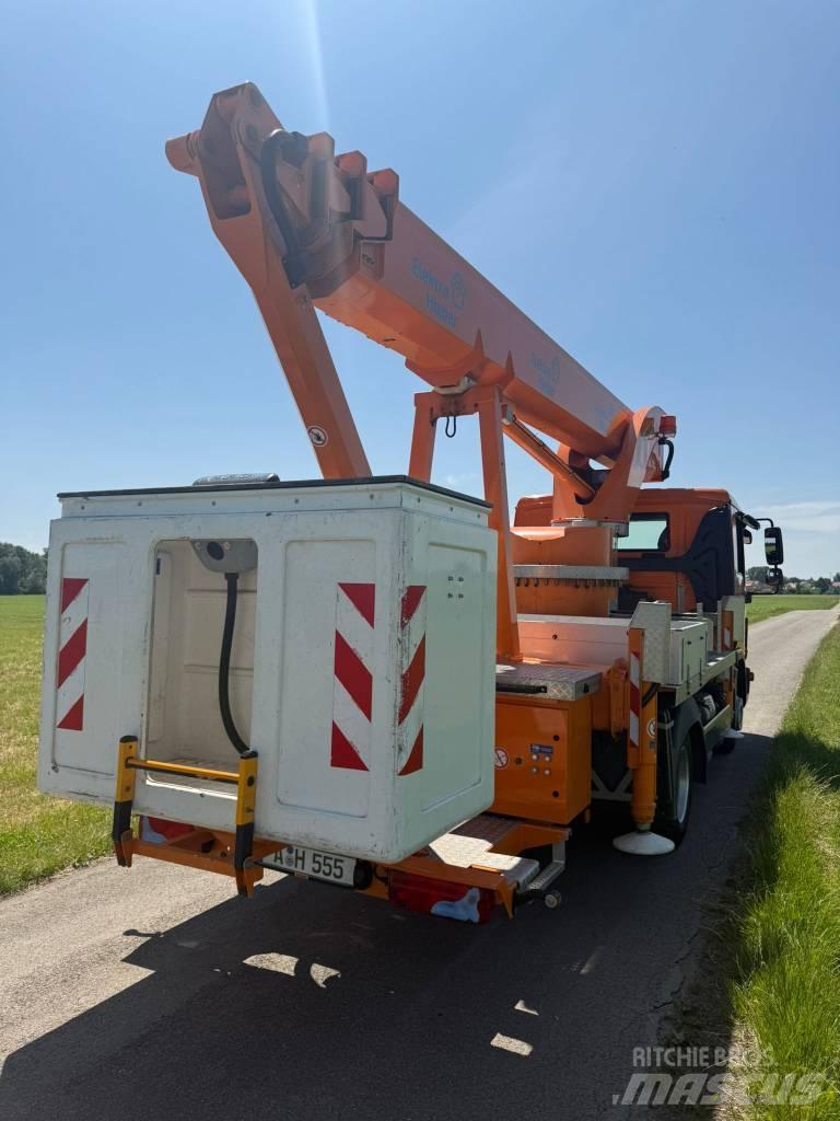 Palfinger P 300 KS Auto hoogwerkers