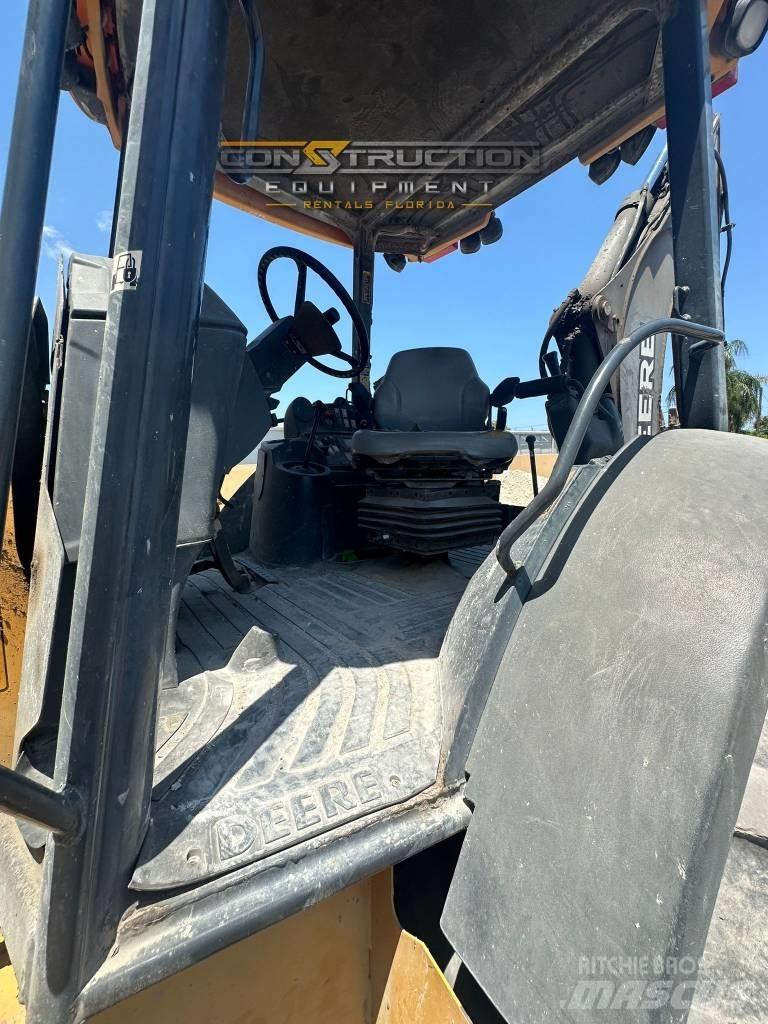 DEERE 410J Graaf-laadcombinaties