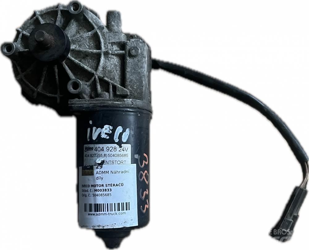  MOTOR STĚRAČŮ Motoren