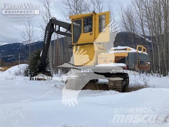Volvo EC240BFX Boomstamladers