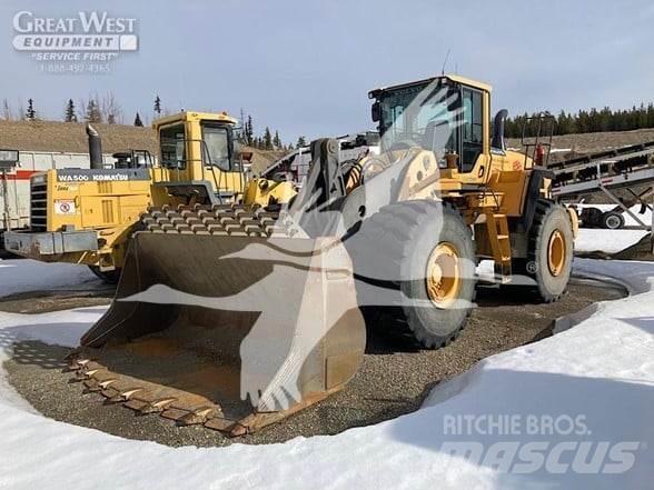 Volvo L220G Wielladers