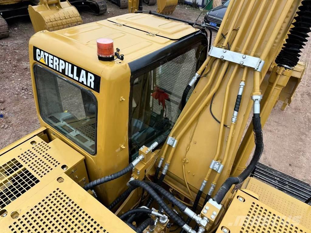 CAT 320 C Rupsgraafmachines