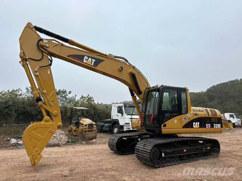 CAT 320 C Rupsgraafmachines