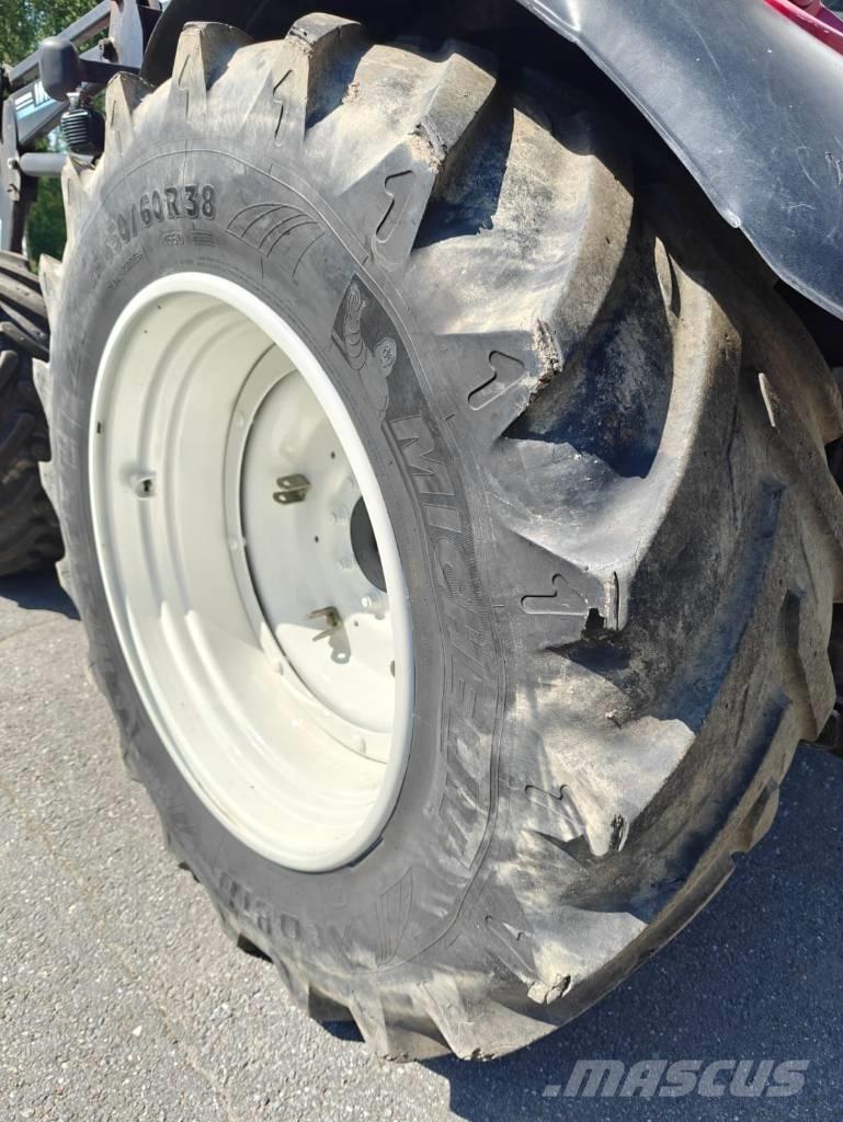 Valtra C 150 Tractoren