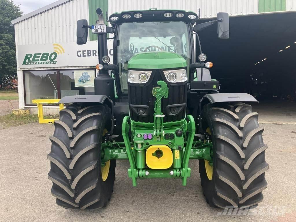 John Deere 6R215 Tractoren