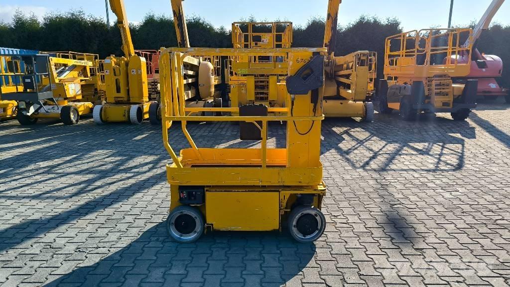 JLG 1230 ES Personenliften en invalideliften