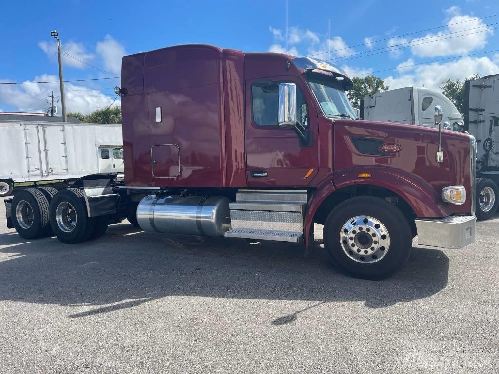 Peterbilt 567 Trekkers