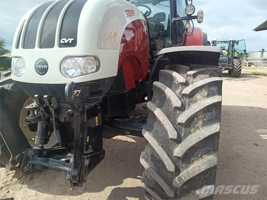 Steyr 6220 CVT Tractoren