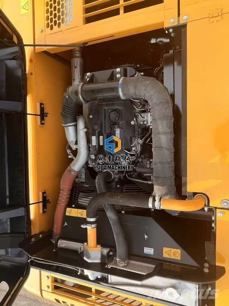 Kato HD 820 V Midigraafmachines 7t - 12t