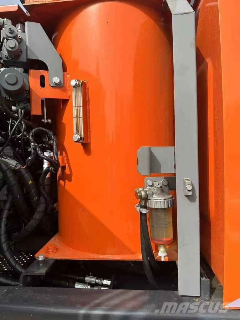 Hitachi 130 Rupsgraafmachines