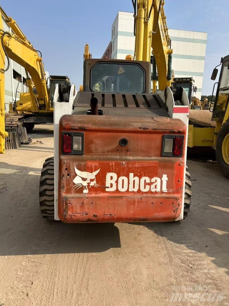 Bobcat S 220 Schrankladers