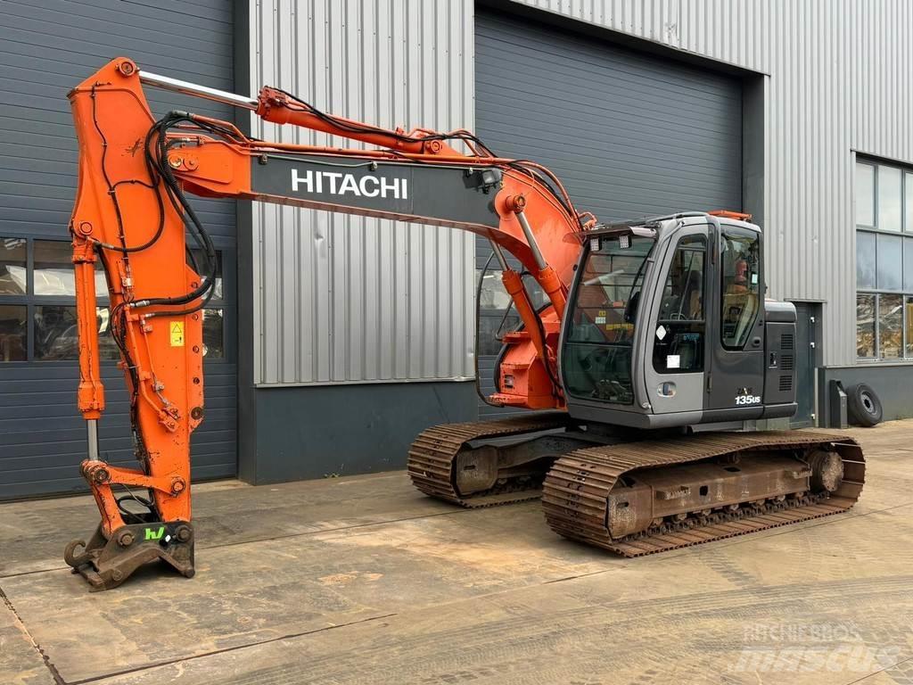 Hitachi ZX135US Rupsgraafmachines