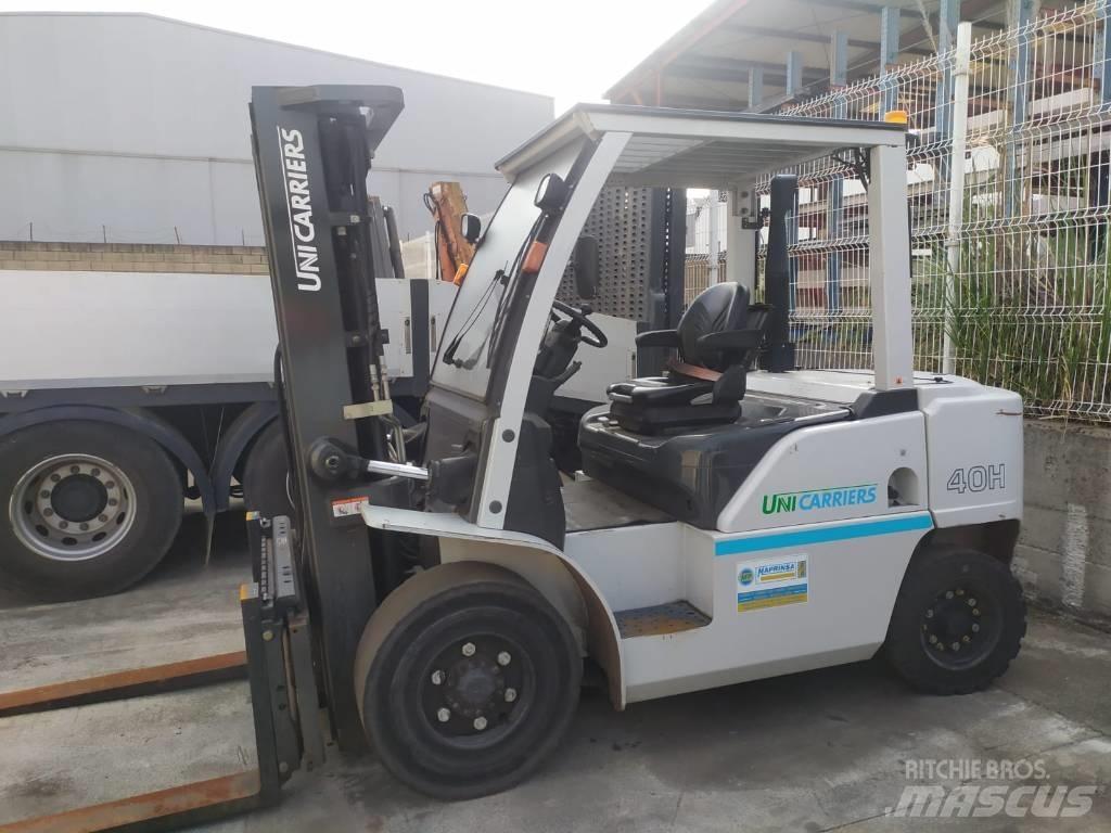 UniCarriers D1F4A40Q Zijlader