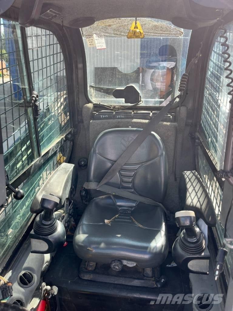 New Holland L 218 Schrankladers