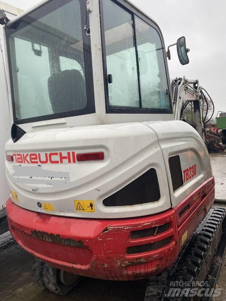 Takeuchi TB 230 Minigraafmachines < 7t
