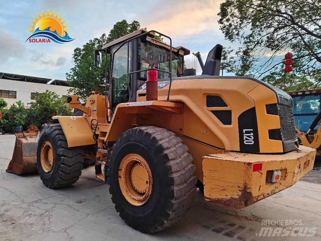 Volvo L 120 Wielladers
