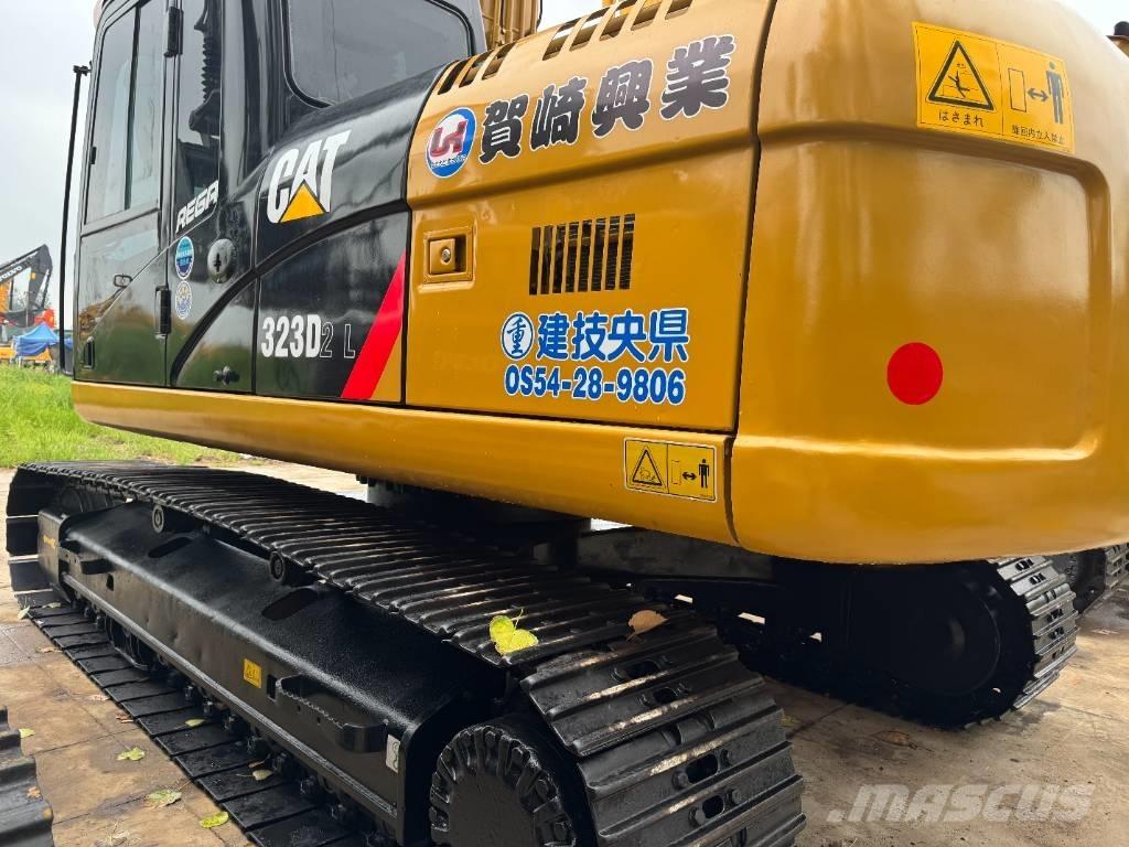 CAT 323D2 Rupsgraafmachines
