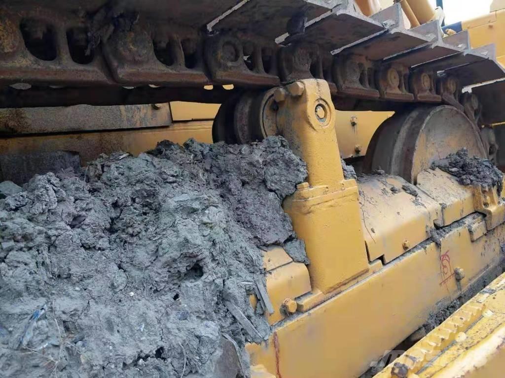 Shantui SD16 Rupsdozers