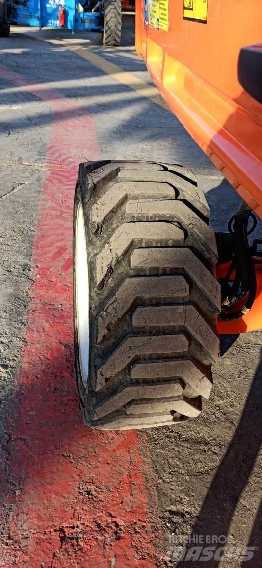 JLG 460SJ Telescoophoogwerkers