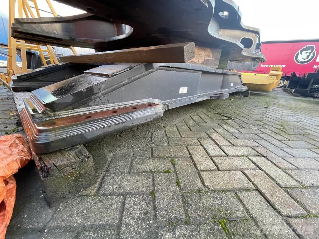CAT 352 F Chassis en ophanging