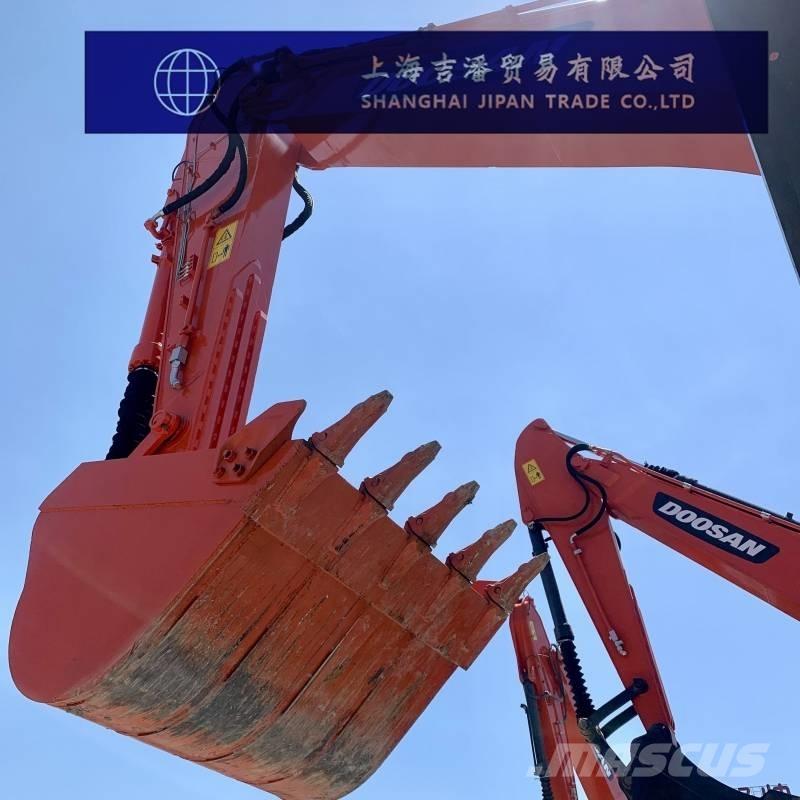 Doosan DX 300 Rupsgraafmachines