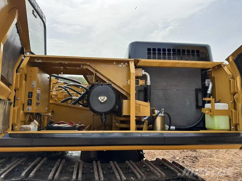 CAT 330 B L Rupsgraafmachines