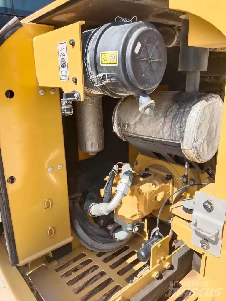 CAT 305.5 E2 Minigraafmachines < 7t