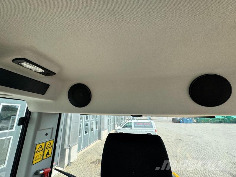 JCB 413 2.800h Wielladers