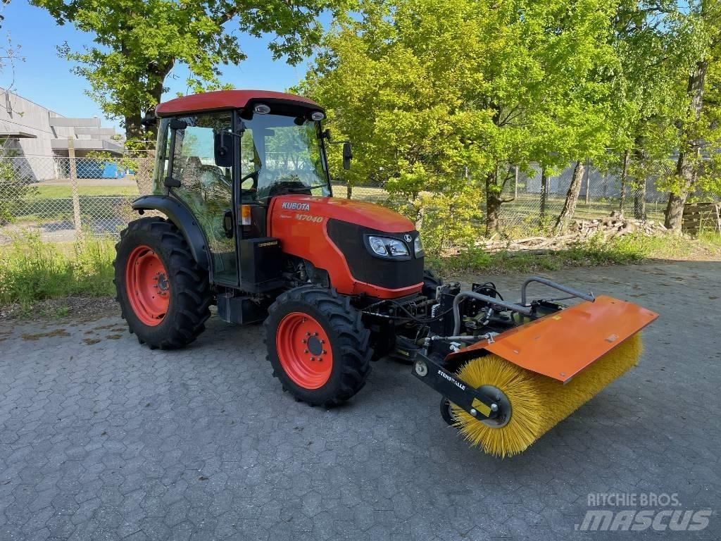 Kubota M 7040 Tractoren