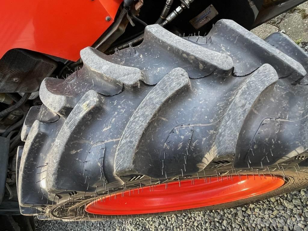 Kubota M 7040 Tractoren