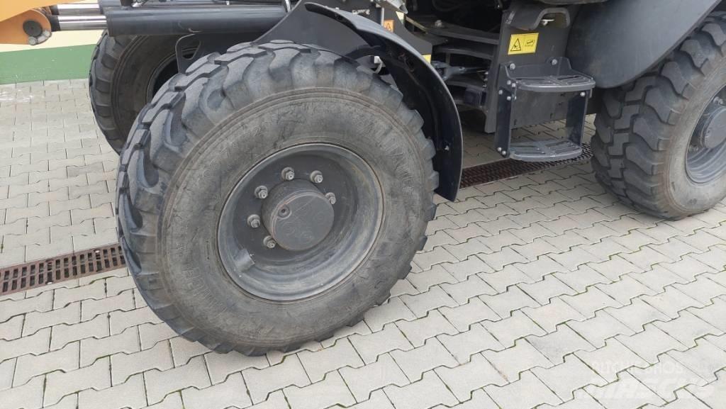 CASE 321 F Wielladers