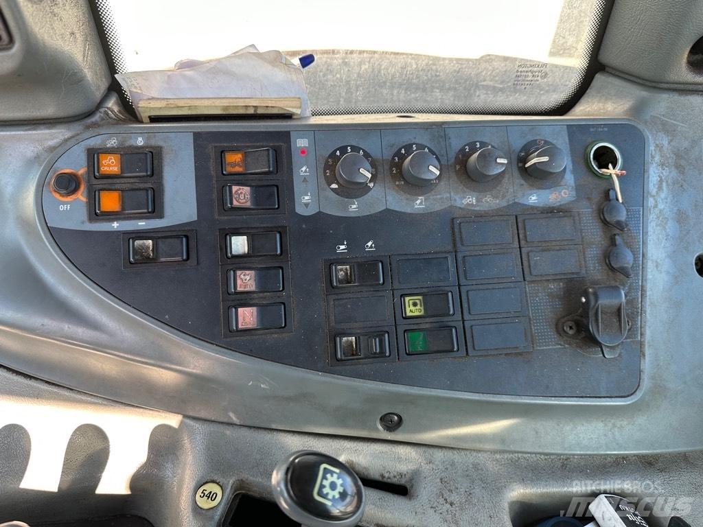 Valtra N101 Tractoren