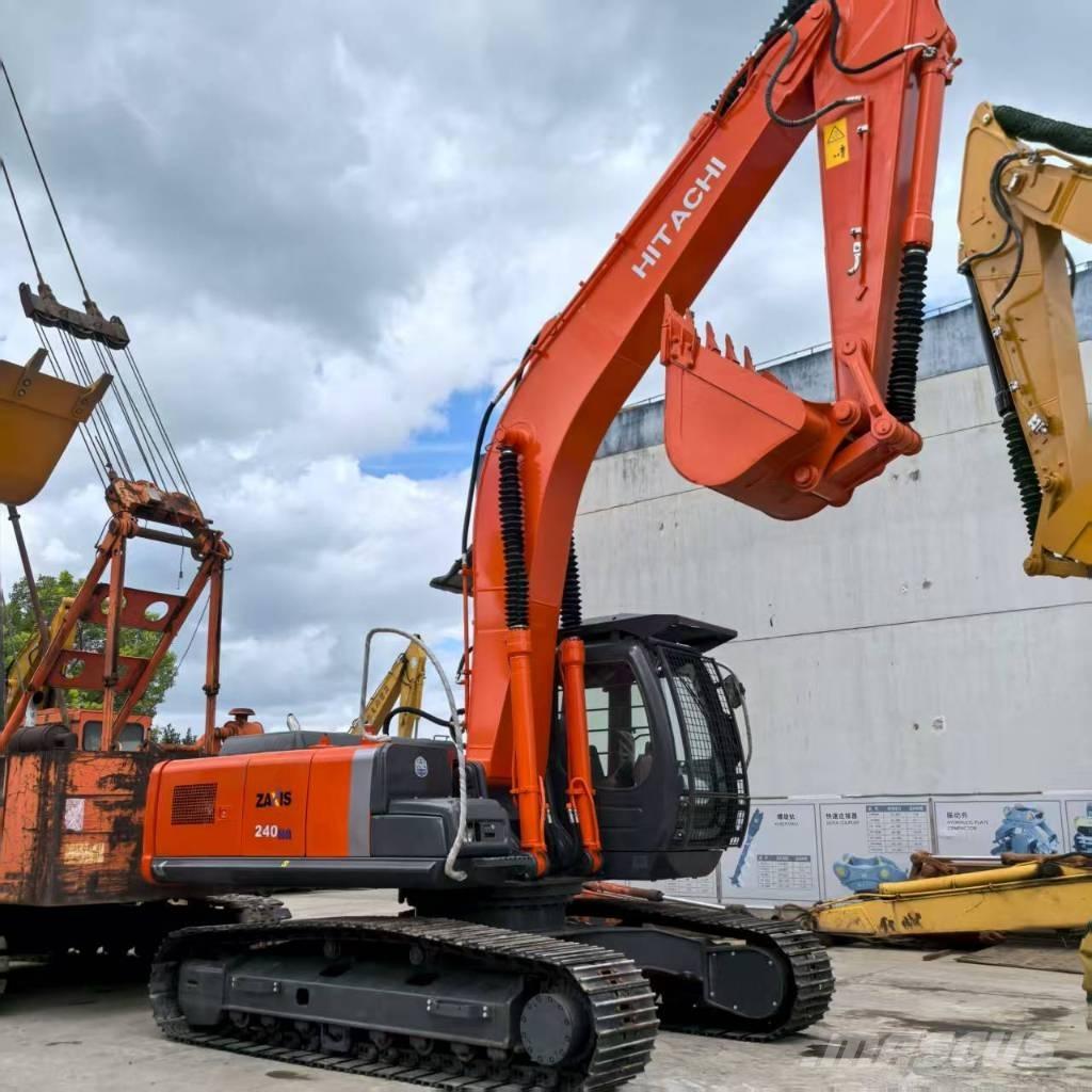 Hitachi ZX 240 HG Rupsgraafmachines
