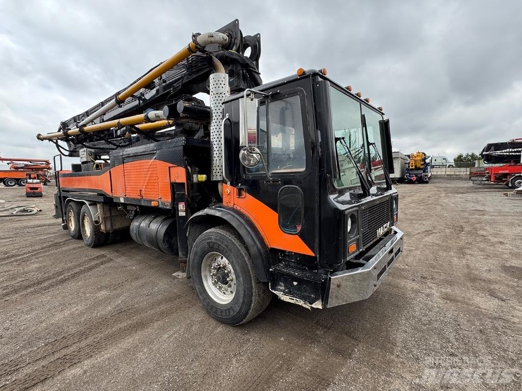 Putzmeister 36 M Betonpomptrucks