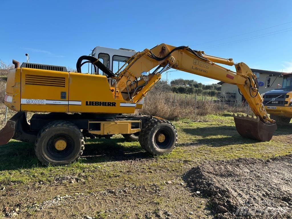 Liebherr 902 Wielgraafmachines